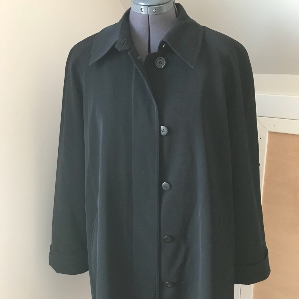 Jacqueline Ferrar lined rain jacket